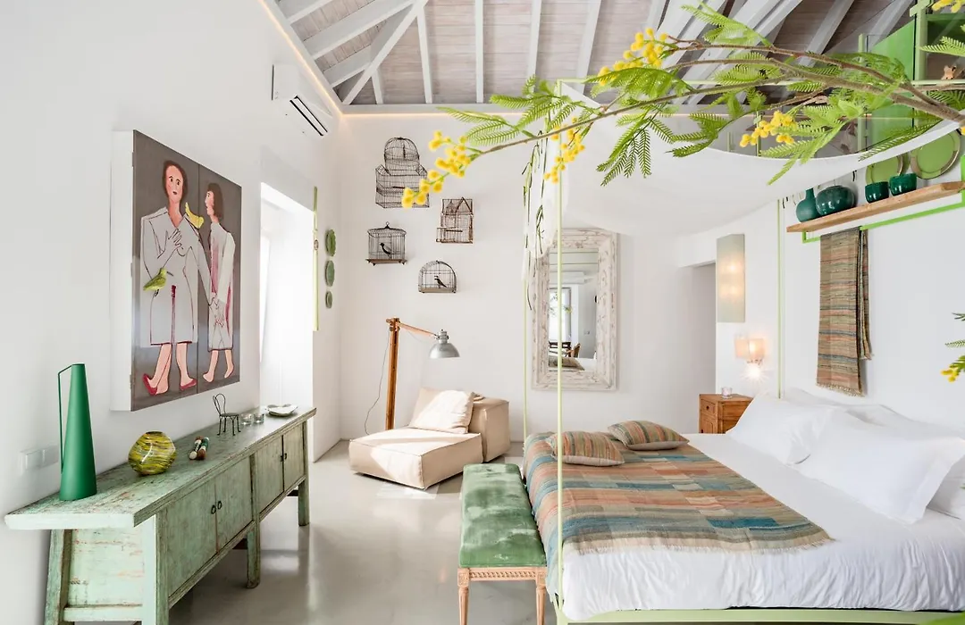 Colegio Charm House-1