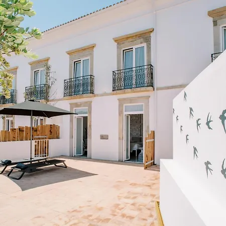 Colegio Charm House-2